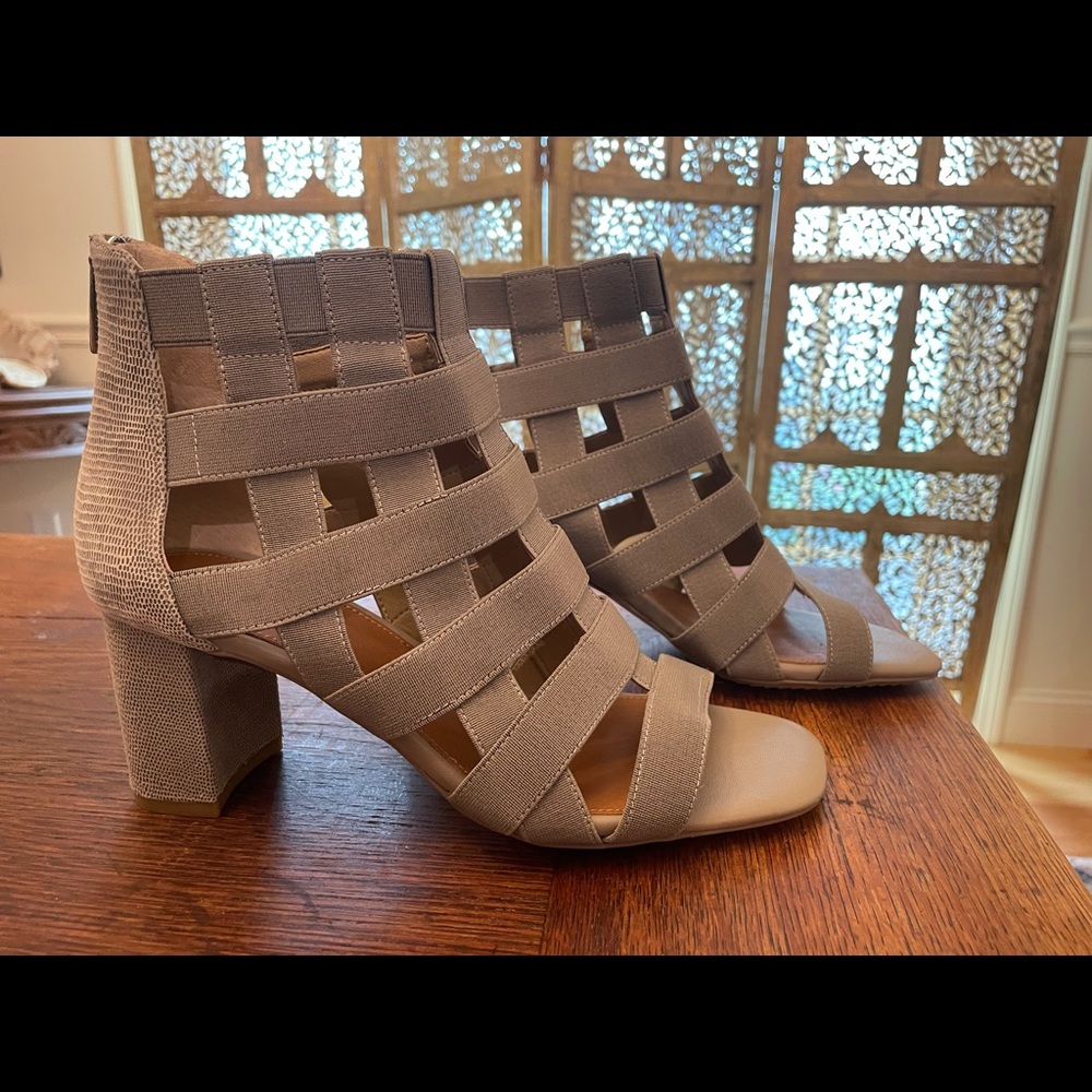Donald Pliner Sandals 3” heels